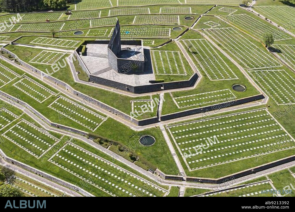 German Military Cemetery Futa Pass, Italian Cimitero militare germanico della Futa, is the largest military cemetery in Italy. According to the German War Graves Commission, 30, 800 German soldiers who died in Italy during the Second World War are buried here, aerial view, Passo Futa, Firenzuola, Italy