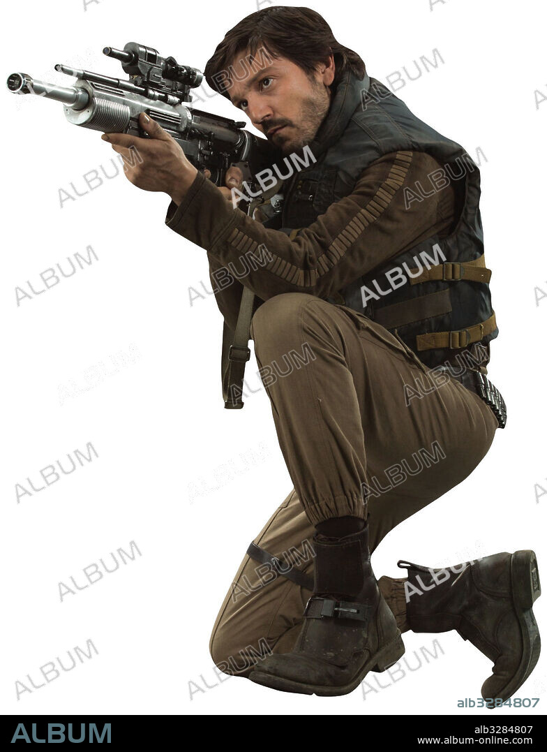 DIEGO LUNA in ROGUE ONE, 2016, directed by GARETH EDWARDS. Copyright WALT DISNEY PICTURES/LUCASFILM.