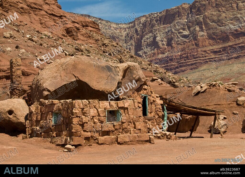 Old Cliff Dweller's Lodge along Highway Alt 89, built in the 1800's. Vermilion Cliffs National Monument, Arizona.