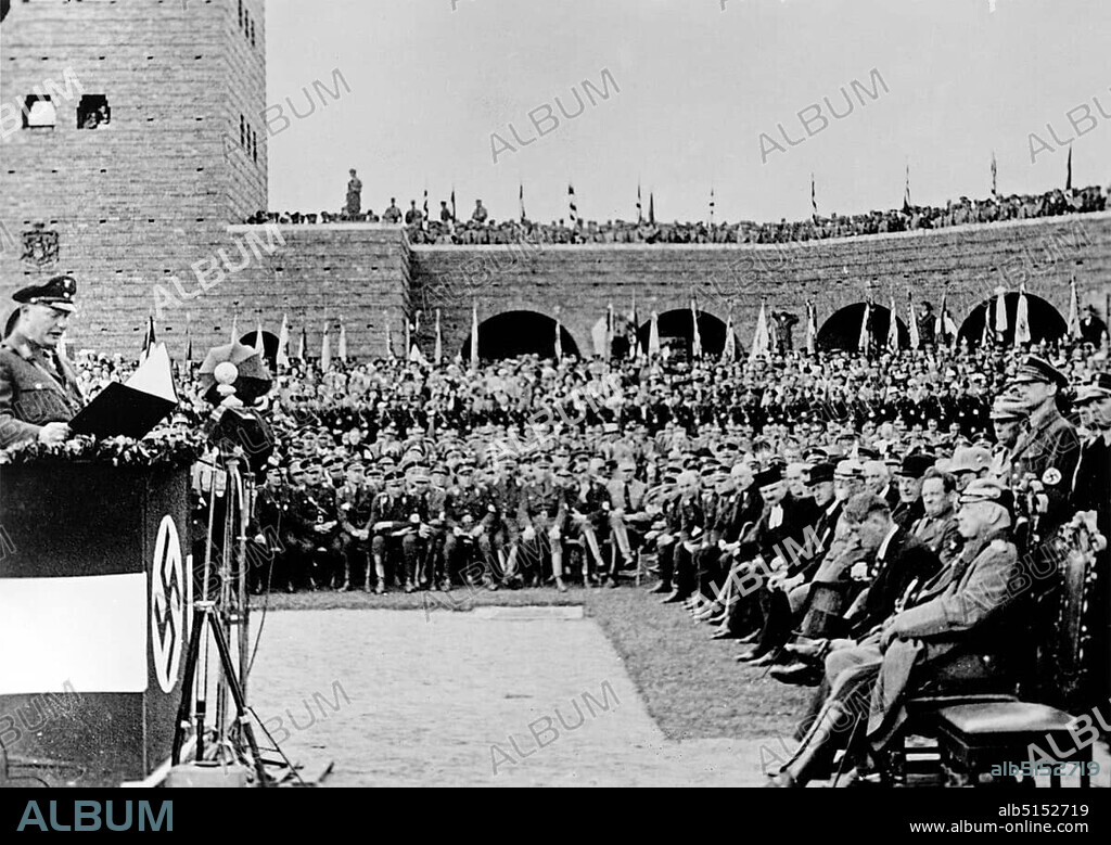 Commemoration of the Battle of Tannenberg with Adolf Hitler and Paul von Hindenburg on the right, Tannenberg Memorial, historical photo, 1933, Hohenstein, Germany, today Poland