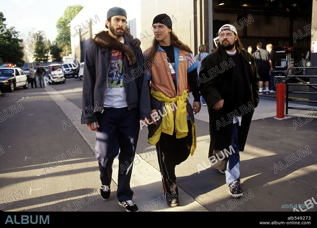 JASON LEE, JASON MEWES and KEVIN SMITH in JAY AND SILENT BOB STRIKE BACK, 2001, directed by KEVIN SMITH. Copyright MIRAMAX.