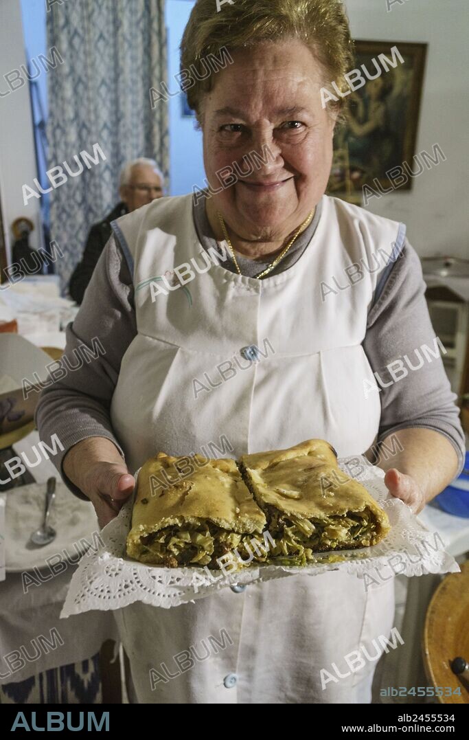 Espinagada de anguilas, plato tipico,fiestas de Sant Antoni,Sa Pobla, Mallorca, islas baleares, Spain.