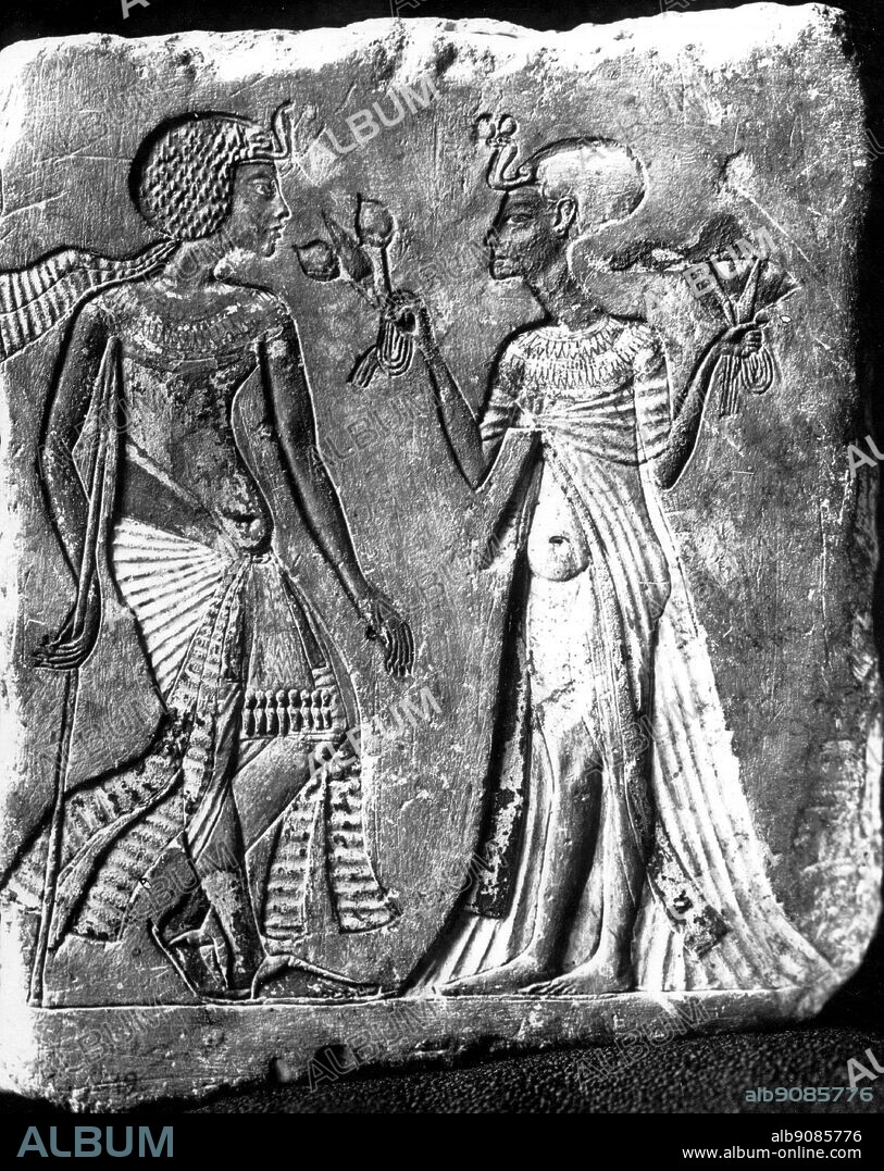 Study showing probably Smenkhkare and Meritaten. Nefertiti's eldest daughter, Meritaten, was married to Akhenaten's co-regent, Smenkhkare. Tutankhamen by Christiane Desroches Noblecourt, page 166.
