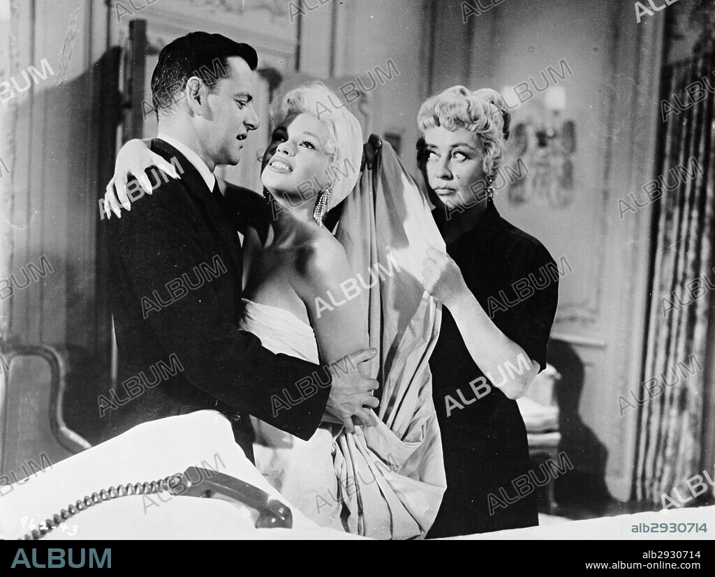 JAYNE MANSFIELD, JOAN BLONDELL and TONY RANDALL in WILL SUCCESS SPOIL ROCK HUNTER?, 1957, directed by FRANK TASHLIN. Copyright 20TH CENTURY FOX.