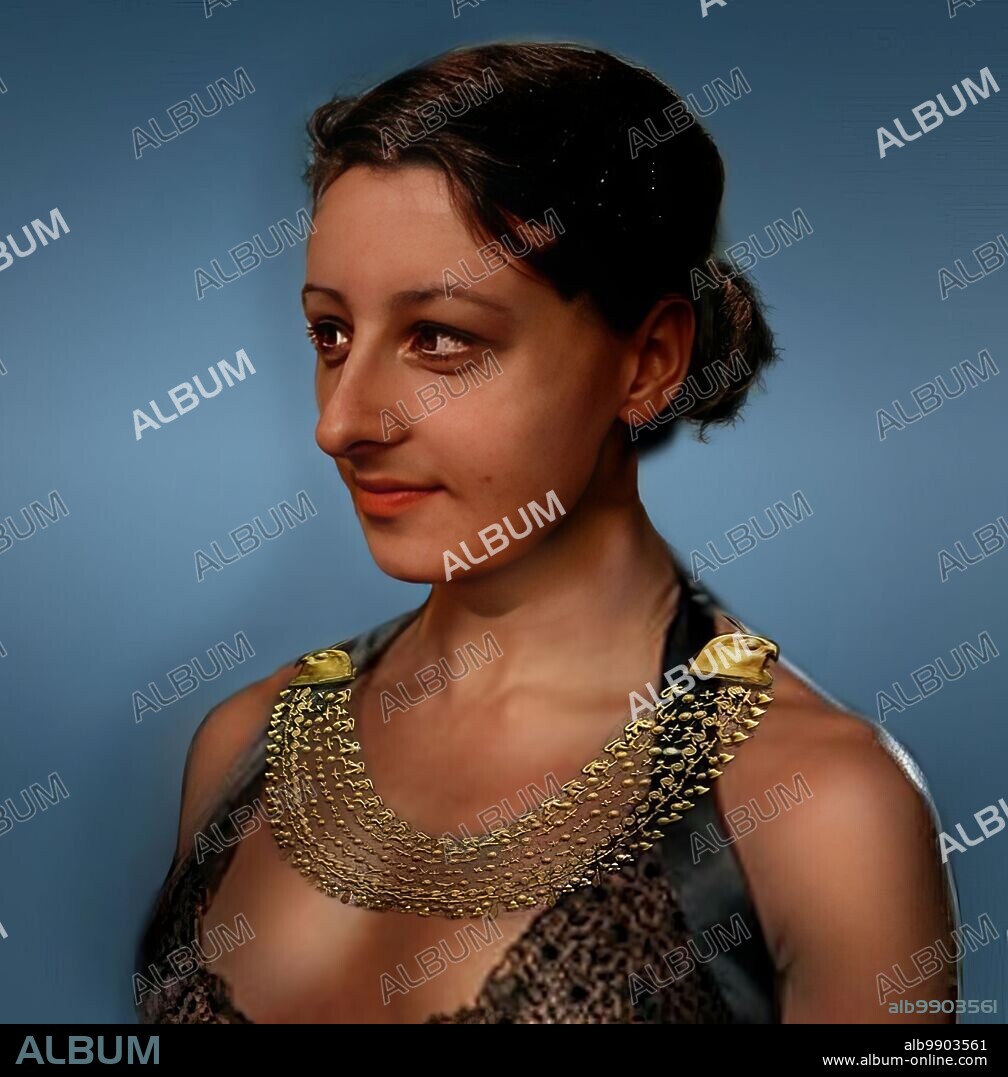 Digital recreation of Cleopatra from engravings on coins and sculptures.