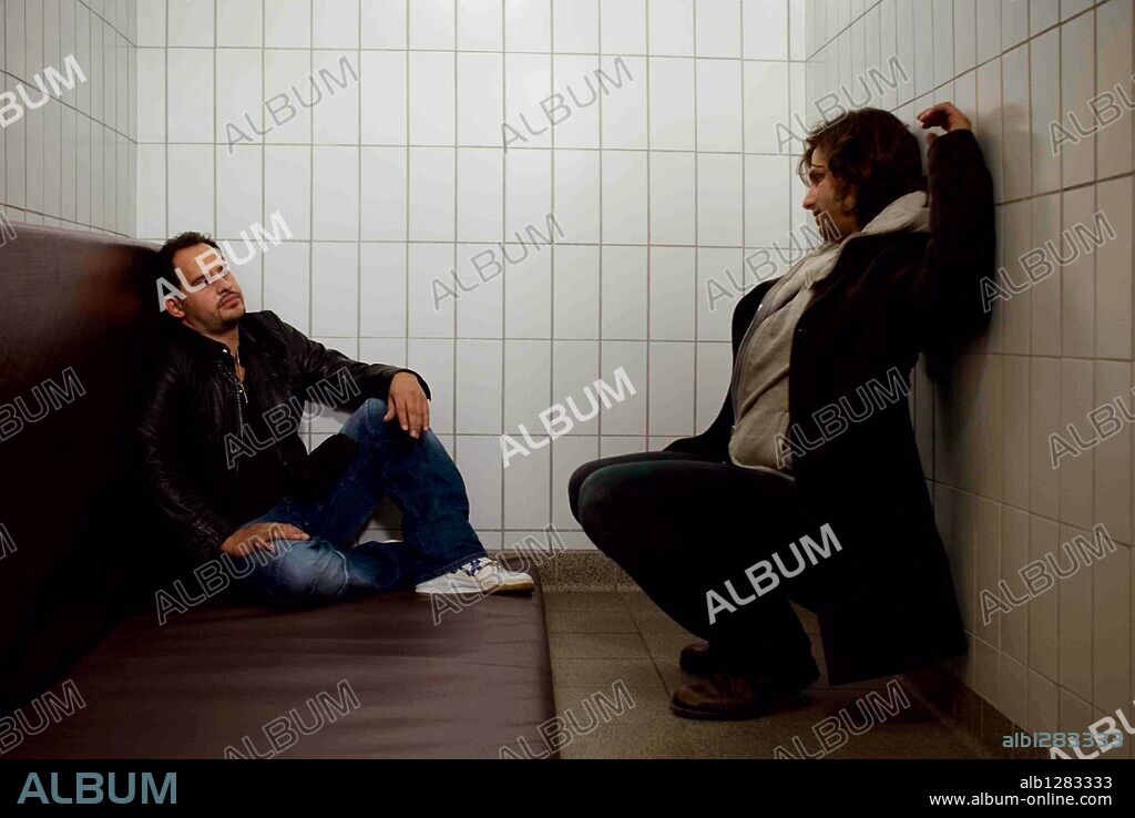 ADAM BOUSDOUKOS und MORITZ BLEIBTREU in SOUL KITCHEN, 2009, unter der Regie von FATIH AKIN. Copyright CORAZON INTERNATIONAL/DORJE FILM/NDR/PYRAMIDE PRODUCTIONS.