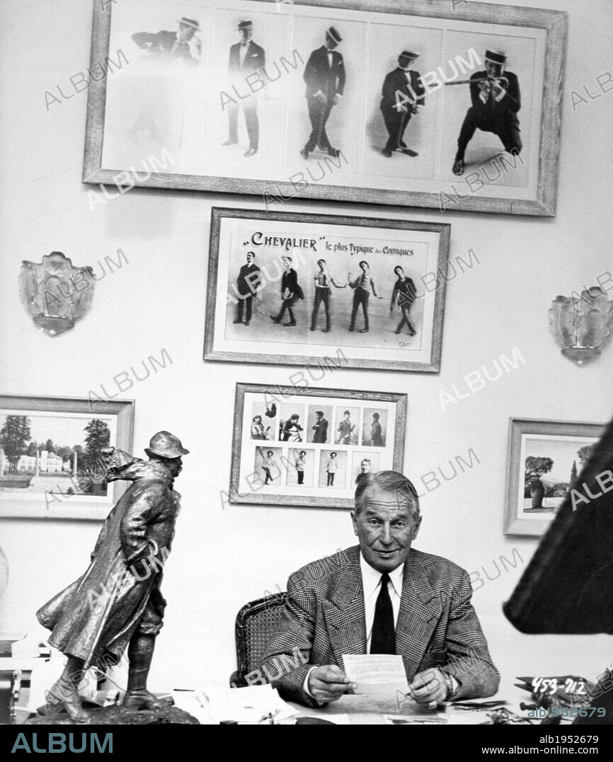 MAURICE CHEVALIER in FANNY, 1961, directed by JOSHUA LOGAN. Copyright WARNER BROTHERS.