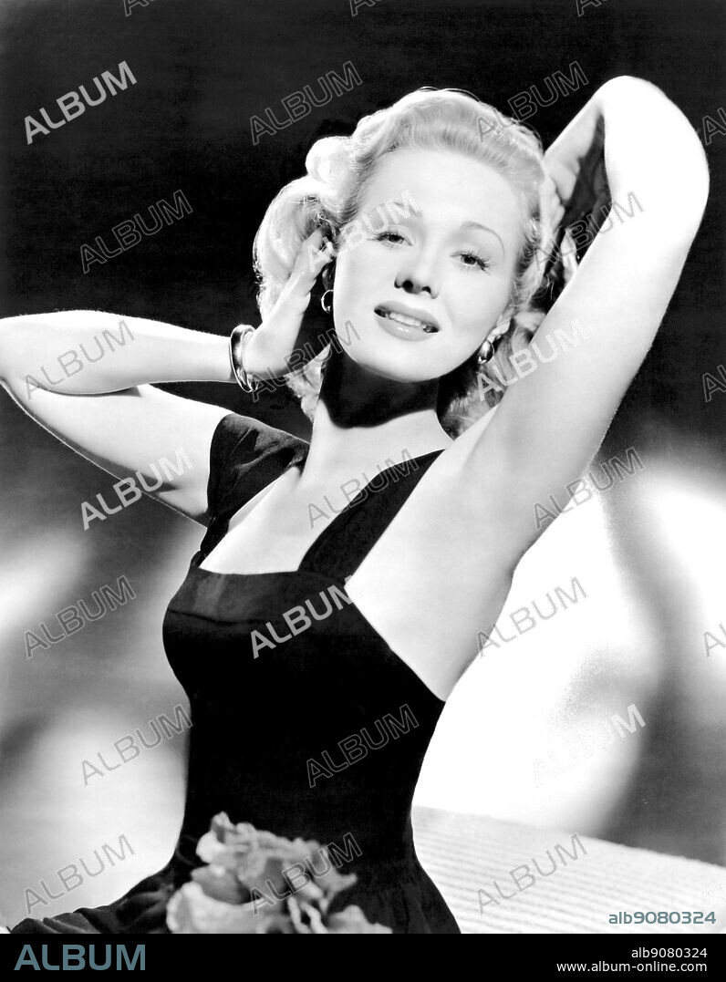 VIRGINIA MAYO en NACE UNA CANCIÓN, 1948 (A SONG IS BORN), dirigida por HOWARD HAWKS. Copyright RKO.