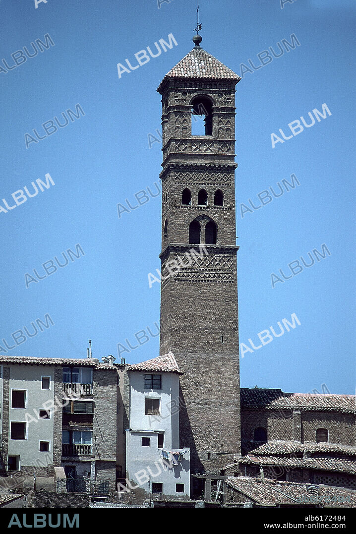 TORRE MUDEJAR DE LA IGLESIA DE LA MAGDALENA - SIGLO XV - MUDEJAR ARAGONES.