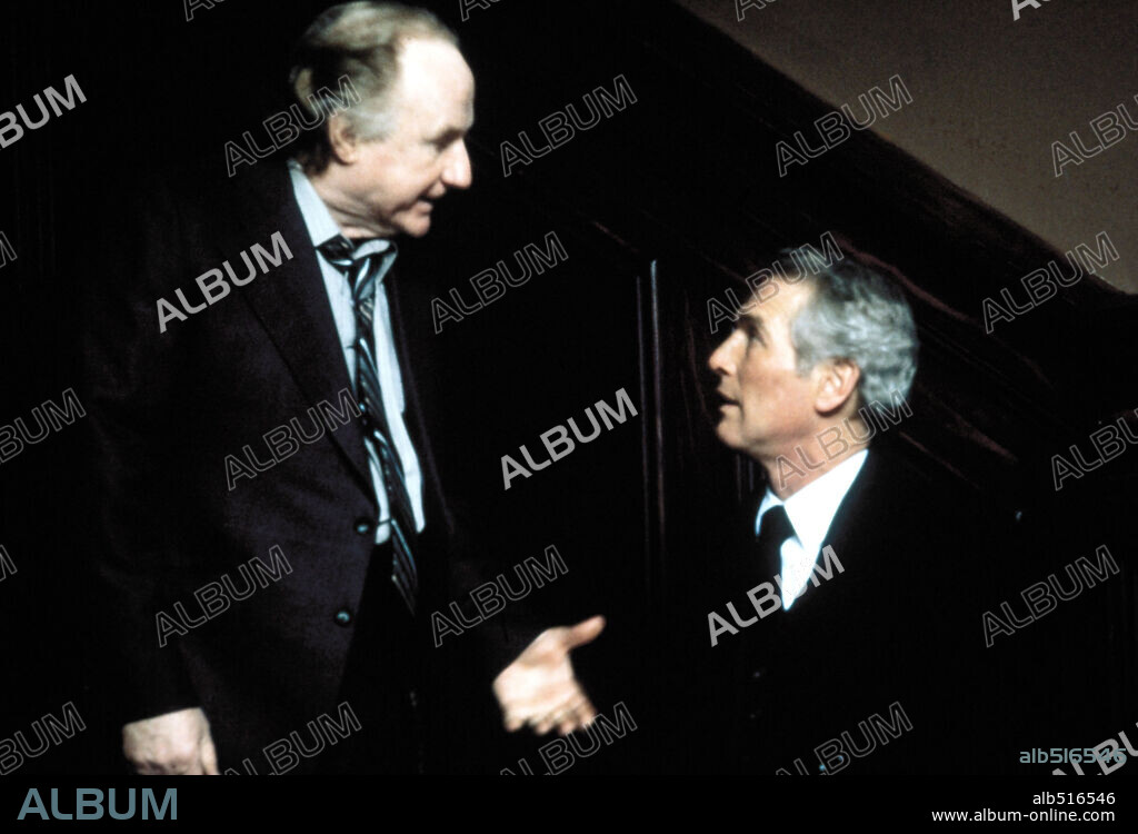JACK WARDEN y PAUL NEWMAN en VEREDICTO FINAL, 1982 (THE VERDICT), dirigida por SIDNEY LUMET. Copyright 20TH CENTURY FOX.