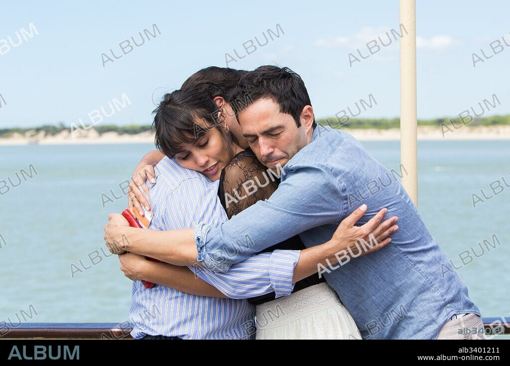 DAVID GUAPO, JORDI SANCHEZ y MEGAN MONTANER en SEÑOR, DAME PACIENCIA, 2017, dirigida por ALVARO DIAZ LORENZO. Copyright ATRESMEDIA CINE/CANAL SUR TV/DLO PROD/MAESTRANZA FILMS / VERGNE, JULIO.