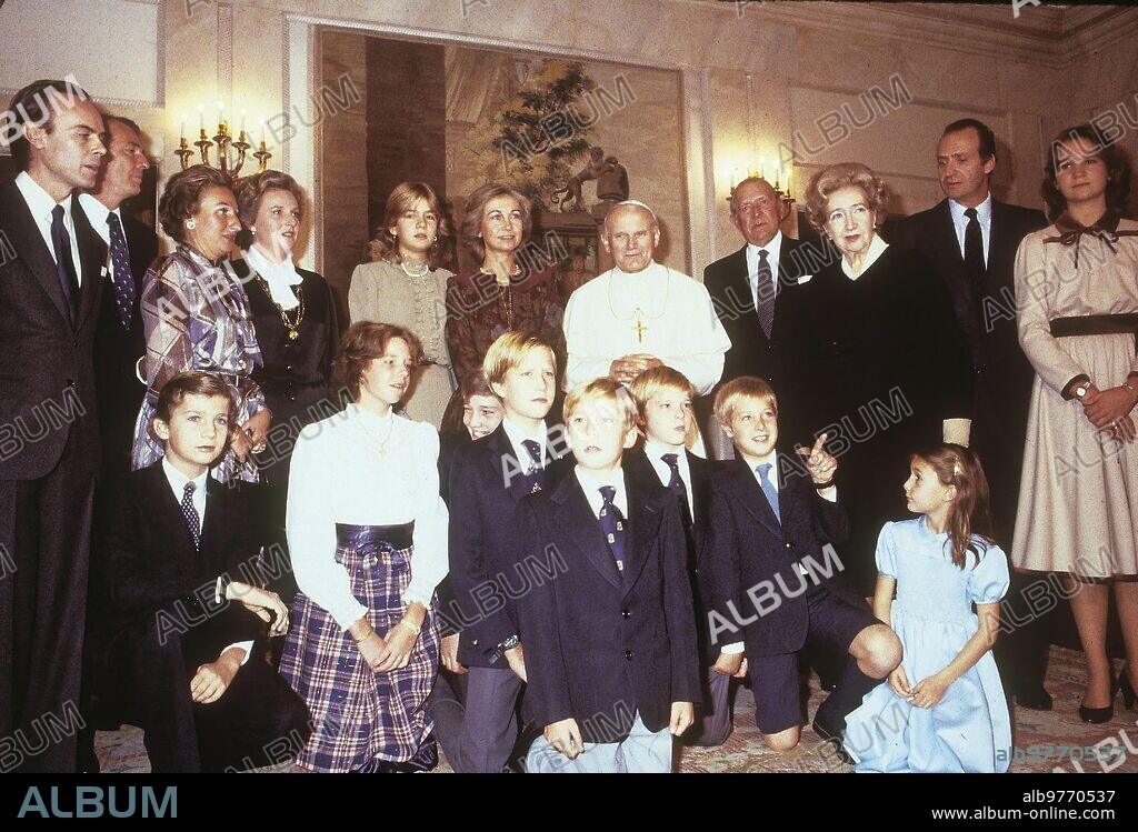 November 2, 1982. Madrid.- audience of Pope John Paul II to the royal family during his visit to Spain.