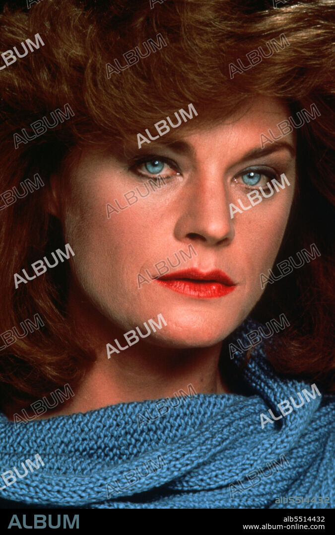 MEG FOSTER in THEY LIVE, 1988, directed by JOHN CARPENTER. Copyright UNIVERSAL PICTURES.
