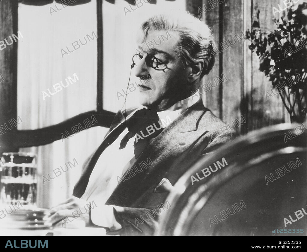 SACHA GUITRY in THE STORY OF A CHEAT, 1936 (LE ROMAN D'UN TRICHEUR), directed by SACHA GUITRY.