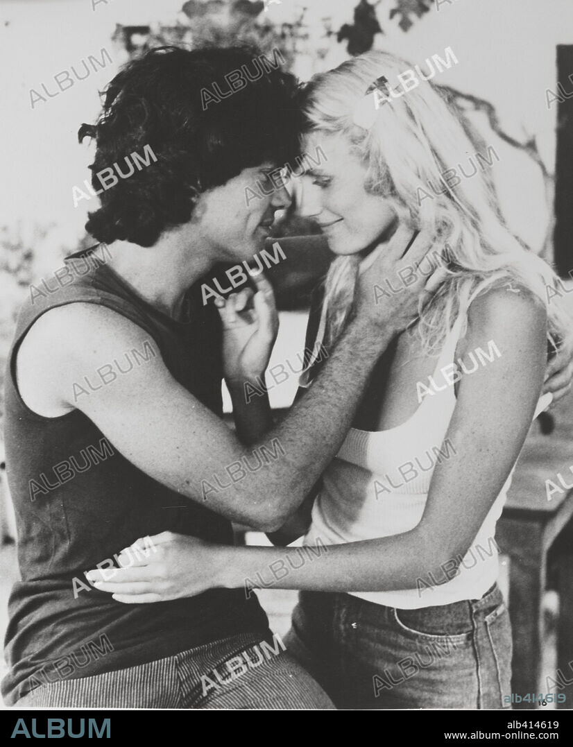 DARYL HANNAH und PETER GALLAGHER in SUMMER LOVERS, 1982, unter der Regie von RANDAL KLEISER. Copyright FILMWAYS.