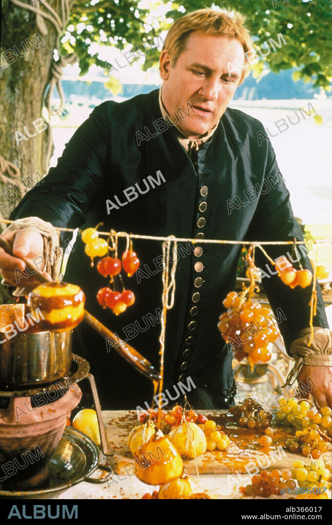 GERARD DEPARDIEU in VATEL, 2000, directed by ROLAND JOFFE. Copyright GAUMONT.