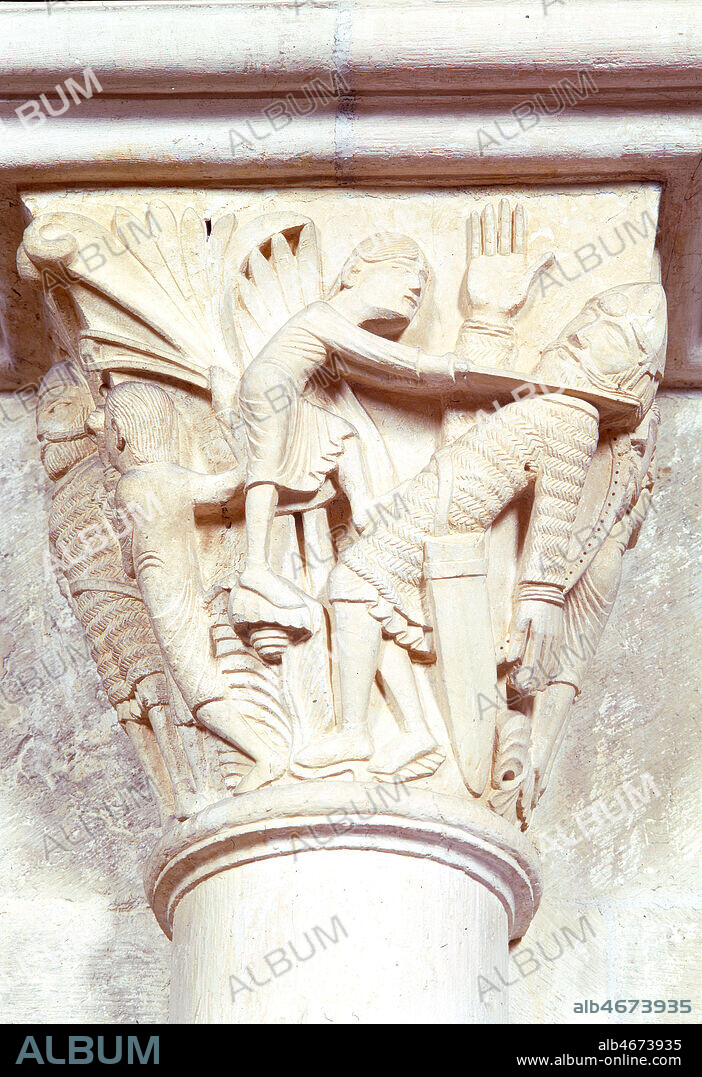 Chapiteau de la basilique Sainte Marie-Madeleine a Vezelay representant David et Goliath. Chef-d'½uvre d'architecture romane du XIIeme siecle, la basilique fut renovee par Viollet-le-Duc a partir de 1840;elle figure sur la première liste des monuments historiques de 1840.Credit: Photo Migny/KHARBINE-TAPABOR.