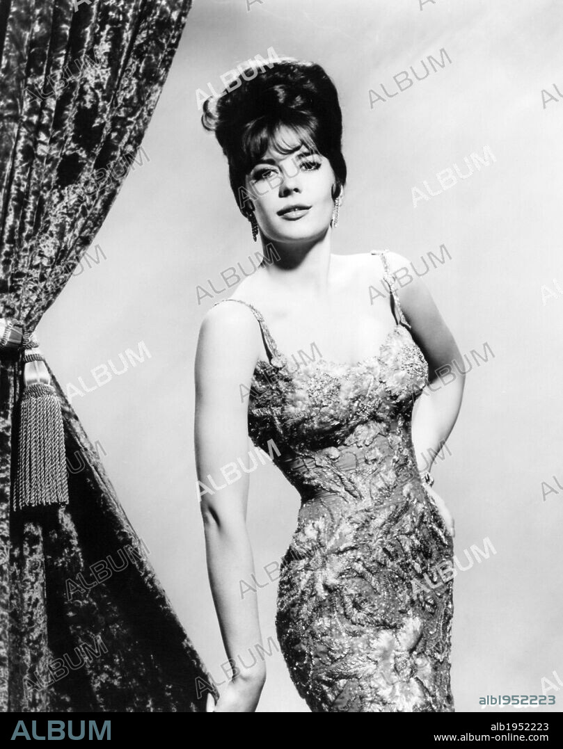 NATALIE WOOD in GYPSY, 1962, directed by MERVYN LEROY. Copyright WARNER BROTHERS.