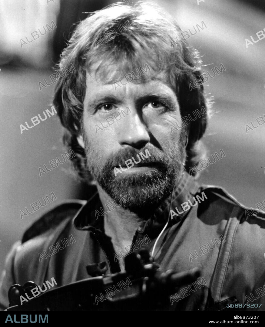 CHUCK NORRIS in THE DELTA FORCE, 1986, directed by MENAHEM GOLAN. Copyright CANNON FILMS.