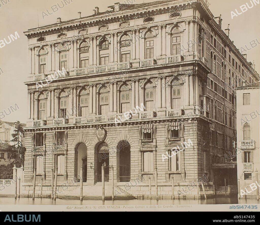 Palazzo Corner, Ca' Grande by Jacopo Sansovino, Venice, albumin paper, black and white positive process, image size: height: 20,40 cm; width: 25,30 cm, 1. VENEZIA - Palazzo Corner o della Ca' Grande. Marked with lead on the box: 1532. The first palace building of Sansovino, travel photography, architectural photography, architecture, palace, hist. building, location, street, facade ,house, building, Venice.