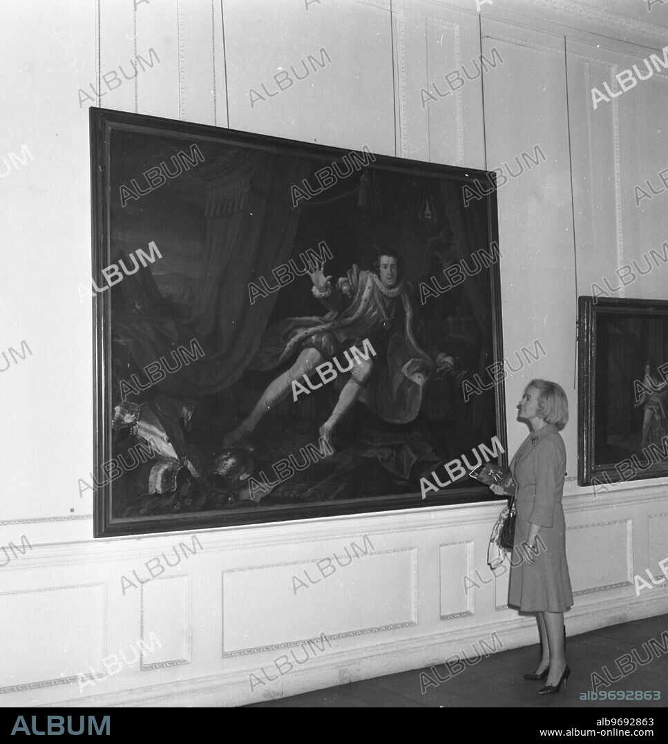Art critic Heather Bradley admired this painting by William Hogarth of David Garrick as Richard III at the press view of the Arts Council of Great Britain's presentation , " Shakespeare in Art " . The exhibition , commemorating the quartercentenary of Shakespeare's birth , consists of paintings , drawings and engravings devoted to Shakespearean subjects . The picture was bought from Hogarth for £200 by Thomas Dunscombe , from whom it descended to the Earls of Feversham until 1955 . In 1956 it was purchased by the Walker Art Gallery , Liverpool . Garrick was the greatest actor of his time 1717-1779 and his portrayal of Richard III in the tent scene directly inspired Hogarth's painting . 8 April 1964.