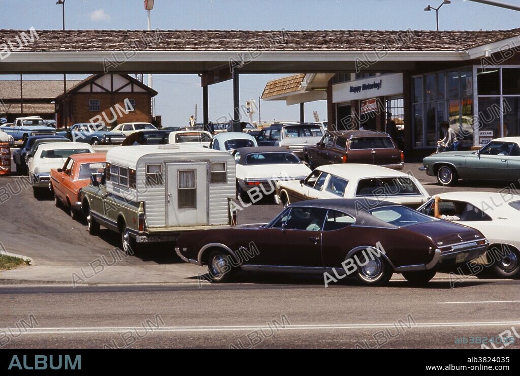 Gas shortage, Denver, Colorado, 1974. The 1970s energy crisis was a period in which the economies of the major industrial countries of the world, particularly the United States, Canada, Western Europe, Japan, Australia, and New Zealand were heavily affected and faced substantial petroleum shortages, real and perceived, as well as elevated prices. The two worst crises of this period were the 1973 oil crisis and the 1979 energy crisis, caused by interruptions in exports from the Middle East.