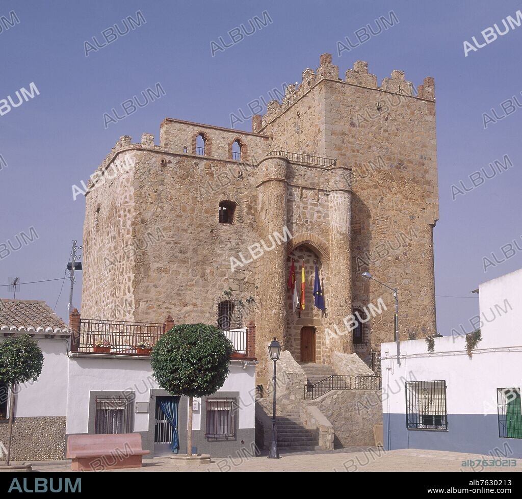 CASTILLO CON TORREON REMATADO EN MERLONES ESCALONADOS- S XV.