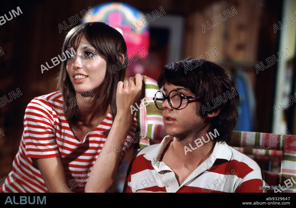 BUD CORT and SHELLEY DUVALL in BREWSTER MCCLOUD, 1970, directed by ROBERT ALTMAN. Copyright Metro-Goldwyn-Mayer (MGM).