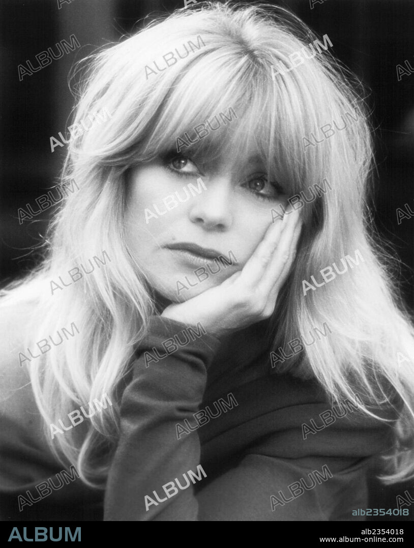 GOLDIE HAWN in BIRD ON A WIRE, 1990, directed by JOHN BADHAM. Copyright UNIVERSAL PICTURES.