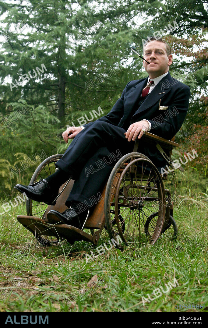 KENNETH BRANAGH and Franklin D. Roosevelt. KENNETH BRANAGH in WARM SPRINGS, 2005, directed by JOSEPH SARGENT. Copyright HBO / GREENE, BOB.