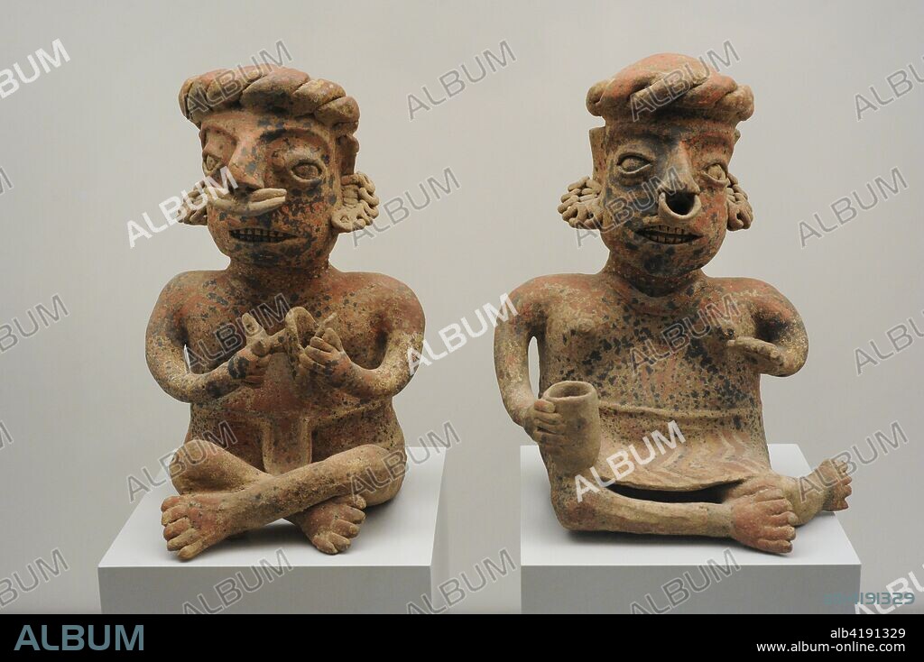 From left to right: seated male figure and seated female figure. Painted ceramics. Nayarit style. Protoclassic Period (100 BC-250 AD). Western Mexico. Museum of the Americas. Madrid, Spain.