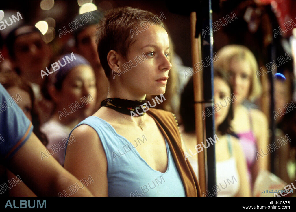 SAMANTHA MORTON in IN AMERICA, 2002, directed by JIM SHERIDAN. Copyright 20TH CENTURY FOX.