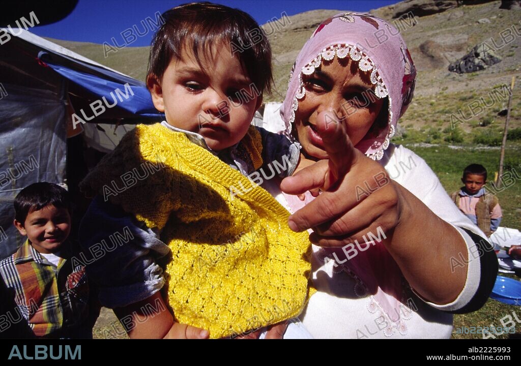 Nomadas en los pastizales de Meydan.Montes Bolkar. Cordillera del Tauro.Anatolia.Turquia.
