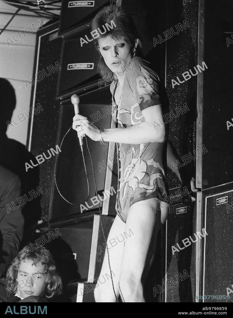 David bowie, hammersmith odeon, london 1973.