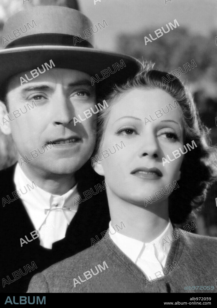 CONCHITA MONTES y TONY D'ALGY en MISTERIO EN LA MARISMA, 1943, dirigida por CLAUDIO DE LA TORRE.