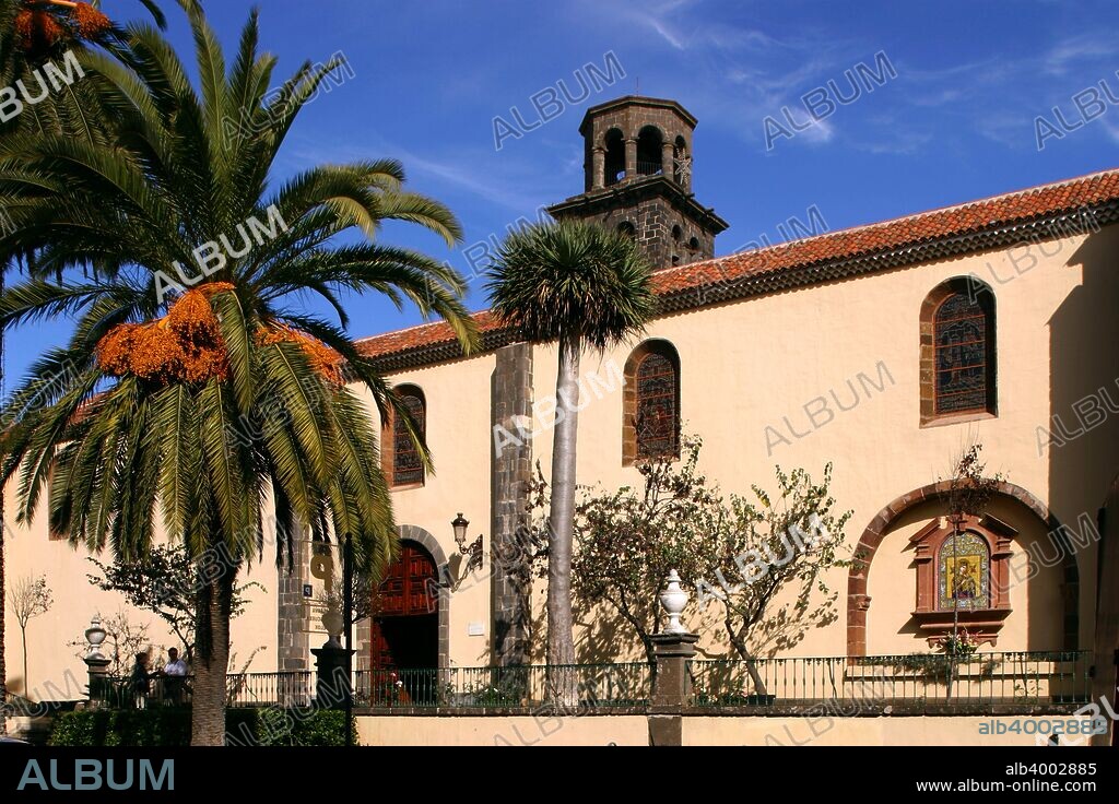 Church of Nuestra Senora de la Concepcion, La Laguna, Tenerife, Canary Islands, 2007. The oldest church on Tenerife, originally founded in 1502. The bell tower of the church dates from the late 17th century.