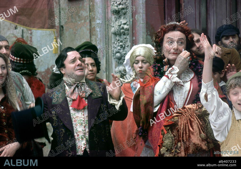 NATHAN LANE in NICHOLAS NICKLEBY, 2002, directed by DOUGLAS MCGRATH. Copyright HART-SHARP ENTERTAINMENT/UNITED ARTISTS/POTBOILER PRODUCTION / MEIN, SIMON.