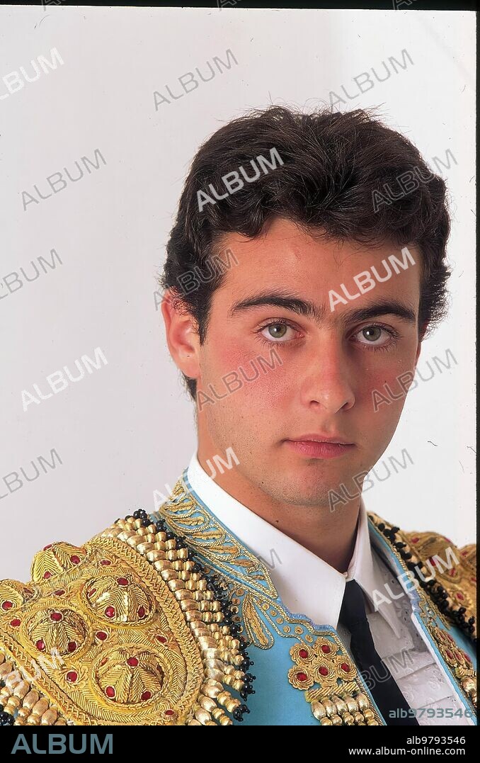 May 1992. Enrique Ponce.