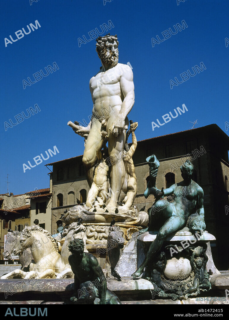 Neptune Fountain with the Neptune statue in the middle.  Sculpted by Bartolome Ammannati in 1576. Piazza della Signoria. Florence. Italy.
