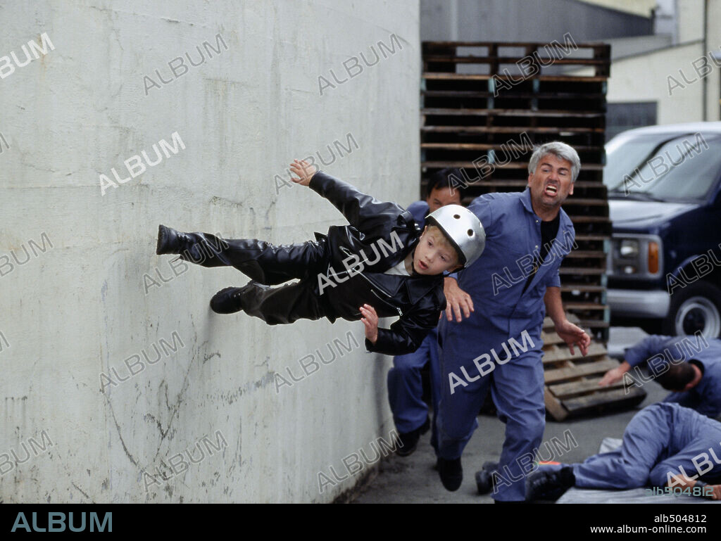 GERRY FITZGERALD, LEO FITZGERALD and MYLES FITZGERALD in SUPERBABIES: BABY GENIUSES 2, 2004, directed by BOB CLARK. Copyright TRIUMPH FILMS / SCHROTER, EIKE.