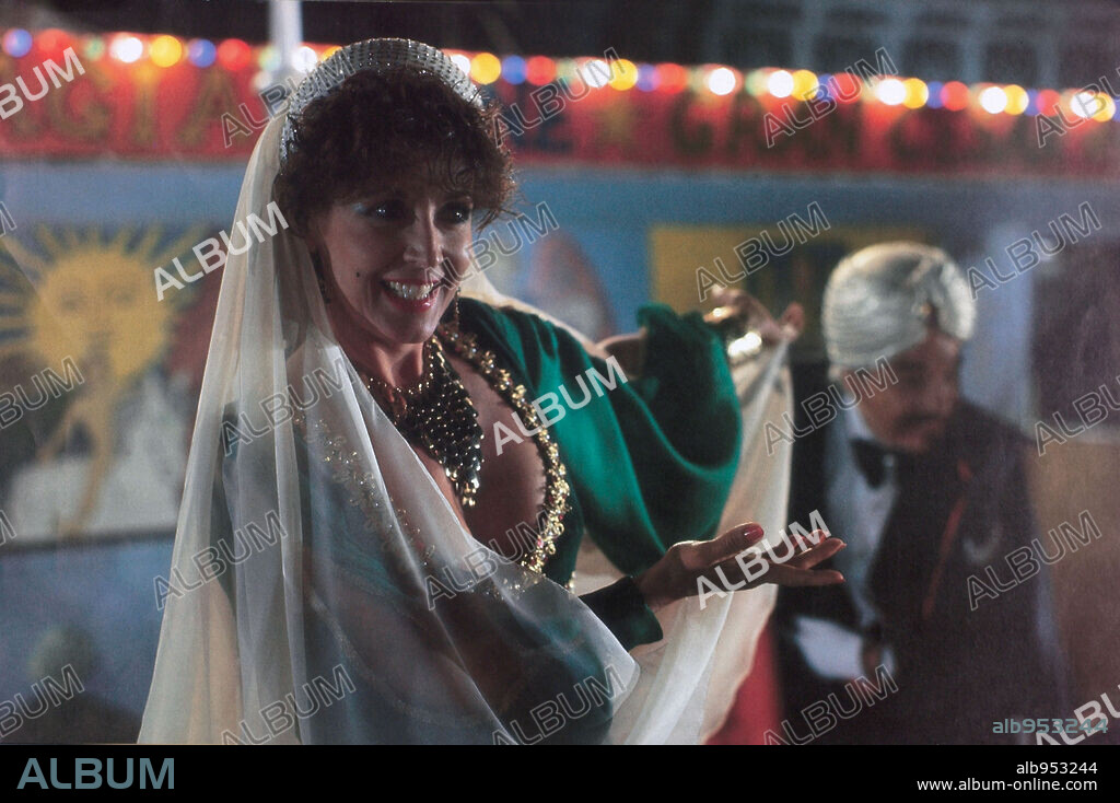 CONCHA VELASCO en LA HORA BRUJA, 1985. Copyright SERVA FILMS.