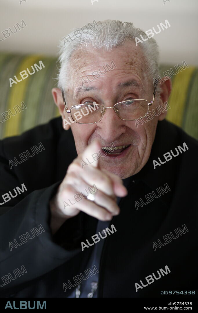 Huesca, 06/07/2016. Entrevista a Damián Iguacen Borau, obispo emérito de la Diócesis de Tenerife. Con sus 100 años, es uno de los obispos de mayor edad de la Iglesia. Foto: Fabián Simón ARCHDC.