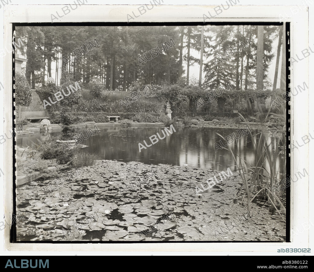 FRANCES BENJAMIN JOHNSTON. Thornewood, Chester Thorne house, Lakewood, Washington, 1923. House Architecture: Kirtland Kelsey Cutter, built 1909-1911. Landscape: James Frederick Dawson and John Charles Olmsted, Olmsted Brothers, 1908 -1913.