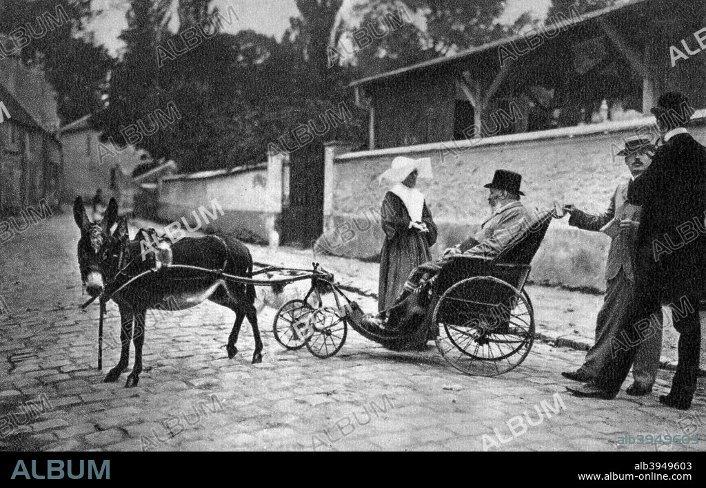 Sully Prudhomme, French poet, 1905. Rene Francois Armand Sully-Prudhomme, (1839-1907) was awarded the first Nobel prize for Literature in 1901. A photograph from Album de Photographies, Dans L'Intimite de Personnages Illustres, 1855-1915, Editions MD, 22 Rue de L'Arcade, Paris 8, 1855-1915.