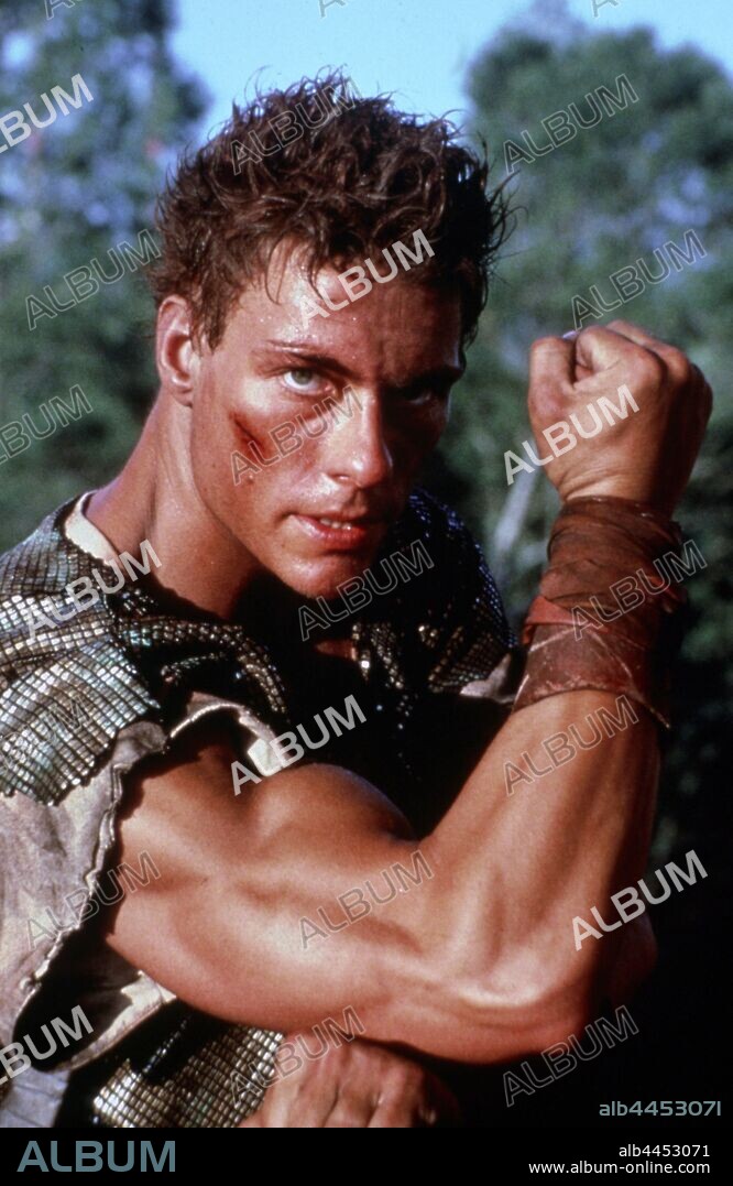JEAN-CLAUDE VAN DAMME en CYBORG, 1989, dirigida por ALBERT PYUN. Copyright CANNON FILMS.