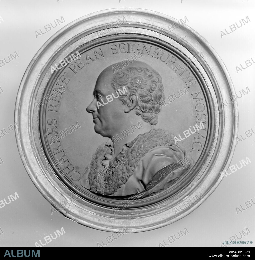 Jean-Baptiste Nini, Charles-René Péan, Seigneur de Mosnac, French, Chaumont-sur-Loire, Jean-Baptiste Nini (Italian, Urbino 17171786 Chaumont-sur-Loire), 1768, French, Chaumont-sur-Loire, Medallion: cast terracotta (terre de Chaumont); frame: gilt wood, Diameter (without frame): 5 7/8 in. (14.9 cm), Sculpture-Miniature.