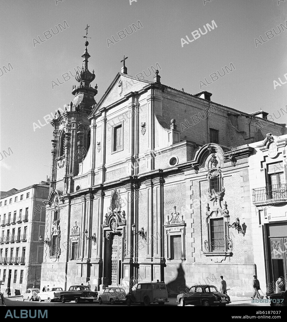 SEBASTIAN HERRERA 1619-1671 Y PEDRO DE RIBERA 1681. FACHADA DEL CONVENTO DE NUESTRA SEÑORA DE MONTSERRAT - SIGLO XVIII - BARROCO ESPAÑOL - FOTOGRAFIA EN BLANCO Y NEGRO - AÑOS 60 -.