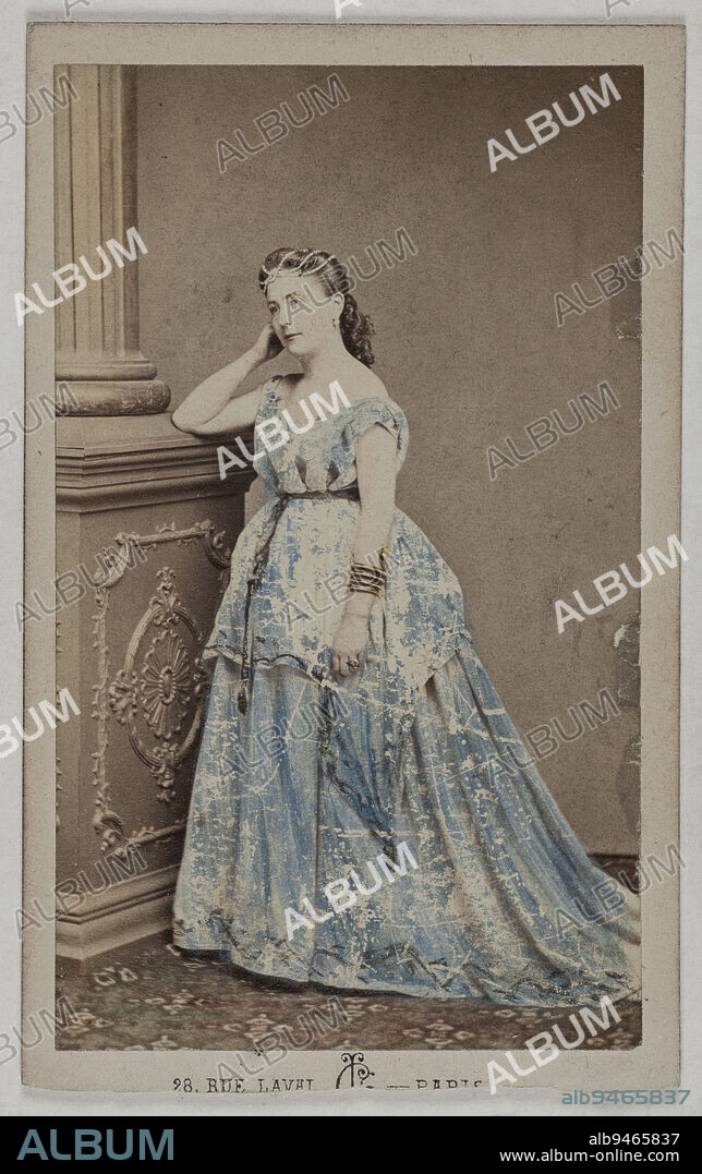 Portrait of Deschamps Rose, (born Céleste Rose Beauregard), (1845-?), (actress), Cremière, Louis, Photographer, Between 1870 and 1890, 2nd half of the 19th century, Photography, Graphic arts, Photography, Albumen paper print, Dimensions - Work: Height: 9.2 cm, Width: 5.5 cm, Dimensions: Height: 10 cm, Width: 6.2 cm.