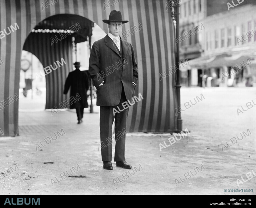 William Randolph Hearst, full-length portrait at Willard Hotel, Washington, D.C., USA, Harris & Ewing, 1911.