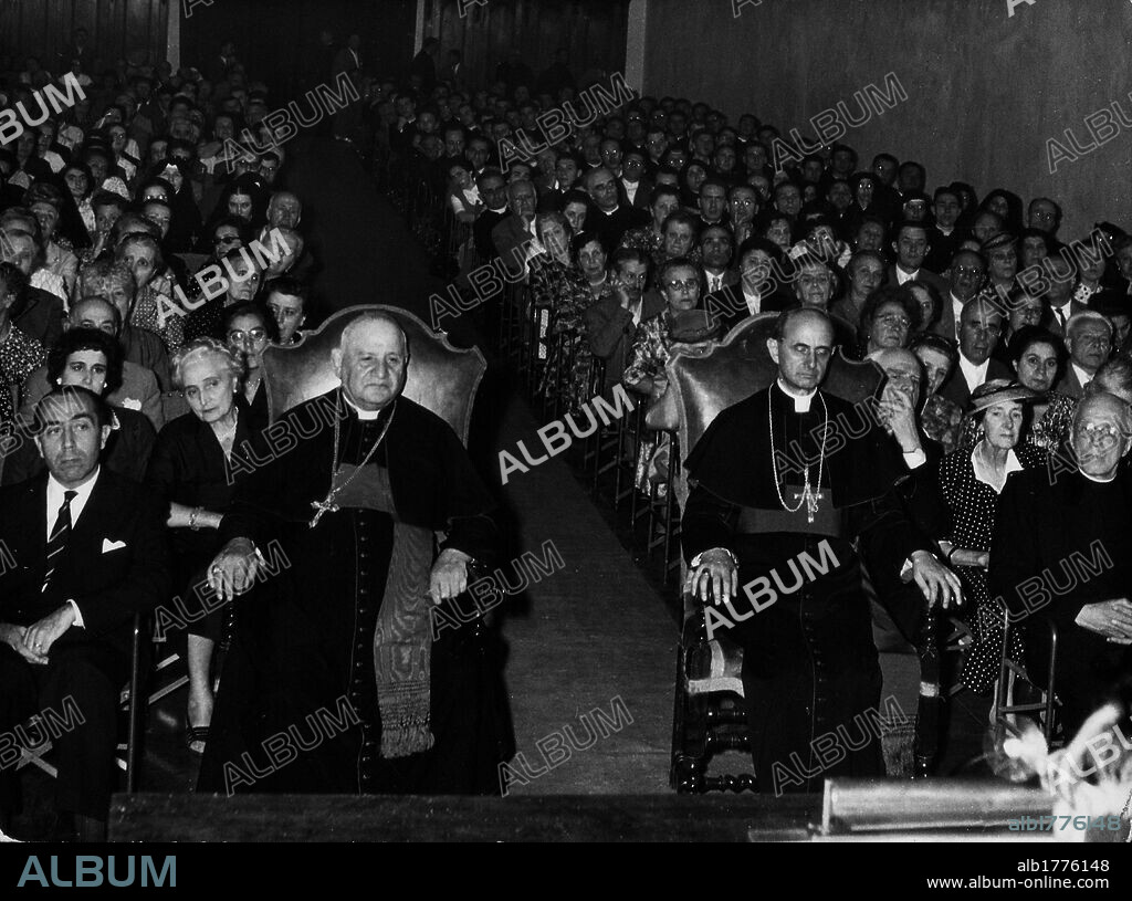 Angelo Roncalli and Giovanni Battista Montini inside Palazzo Ducale of Venice. Patriarch of Venice and future Pope John XXIII Angelo Roncalli and Archbishop of Milan and future Pope Paul VI Giovanni Battista Montini attending the five hundredth anniversary of Saint Lorenzo Giustiniani's death inside Palazzo Ducale. Venice, 1956.
